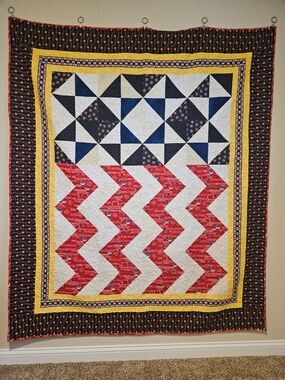 Patriotic Heartland Quilt Of VALOR in Red, White & Blue